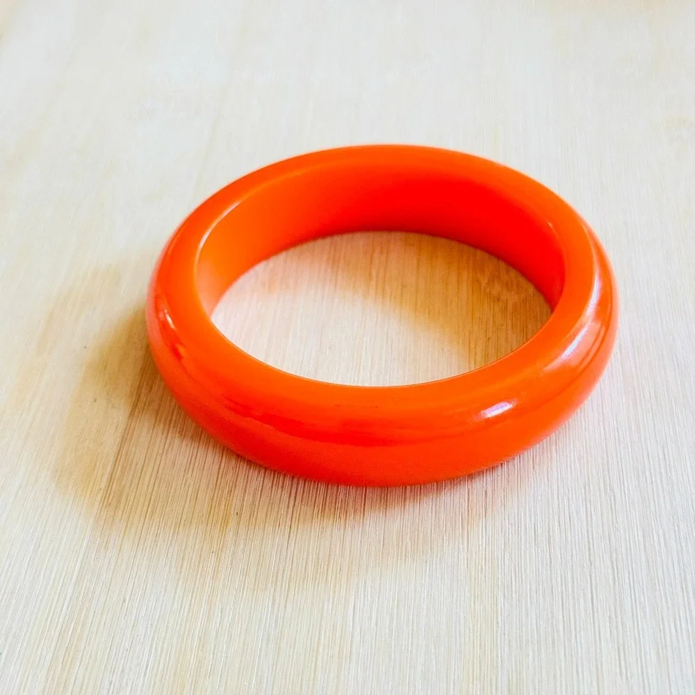 VTG Pumpkin Orange Bright Bakelite Bangle Bracelet Tested Art Deco Thick 46g